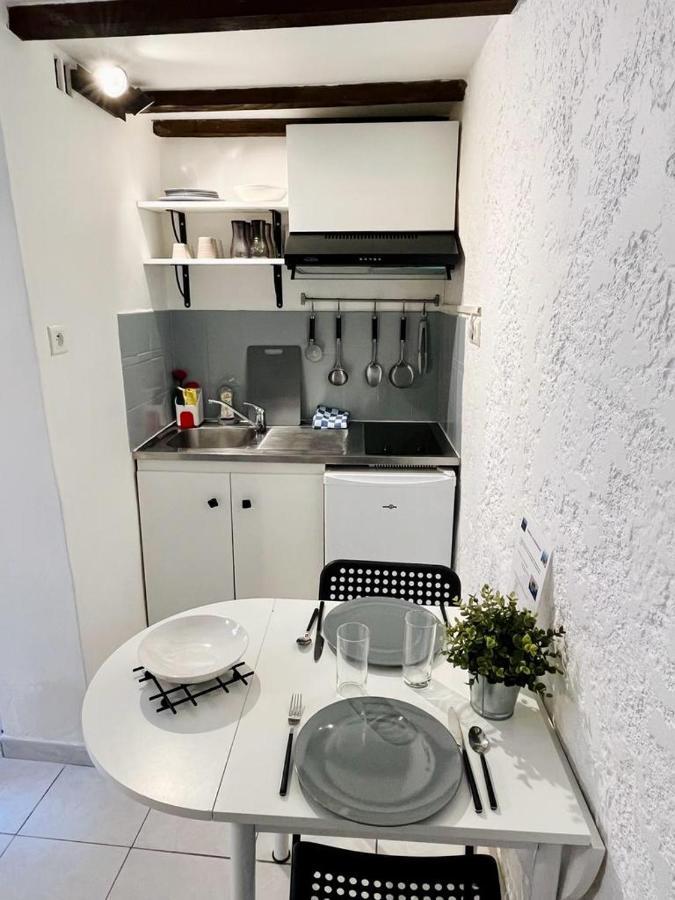 Apartment En Duplex La Roquebrussanne